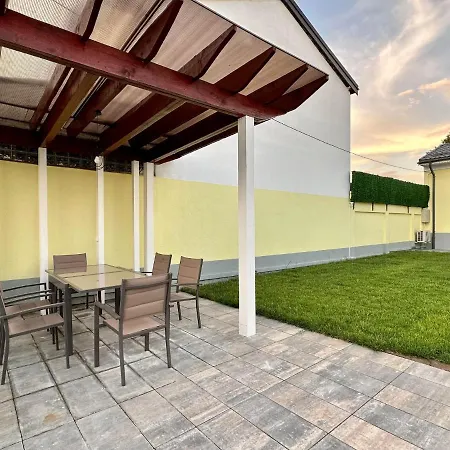 Xox Comfort Casa Curte Villa *