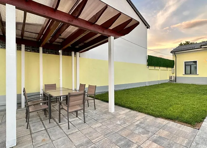 Xox Comfort Casa Curte Villa *
